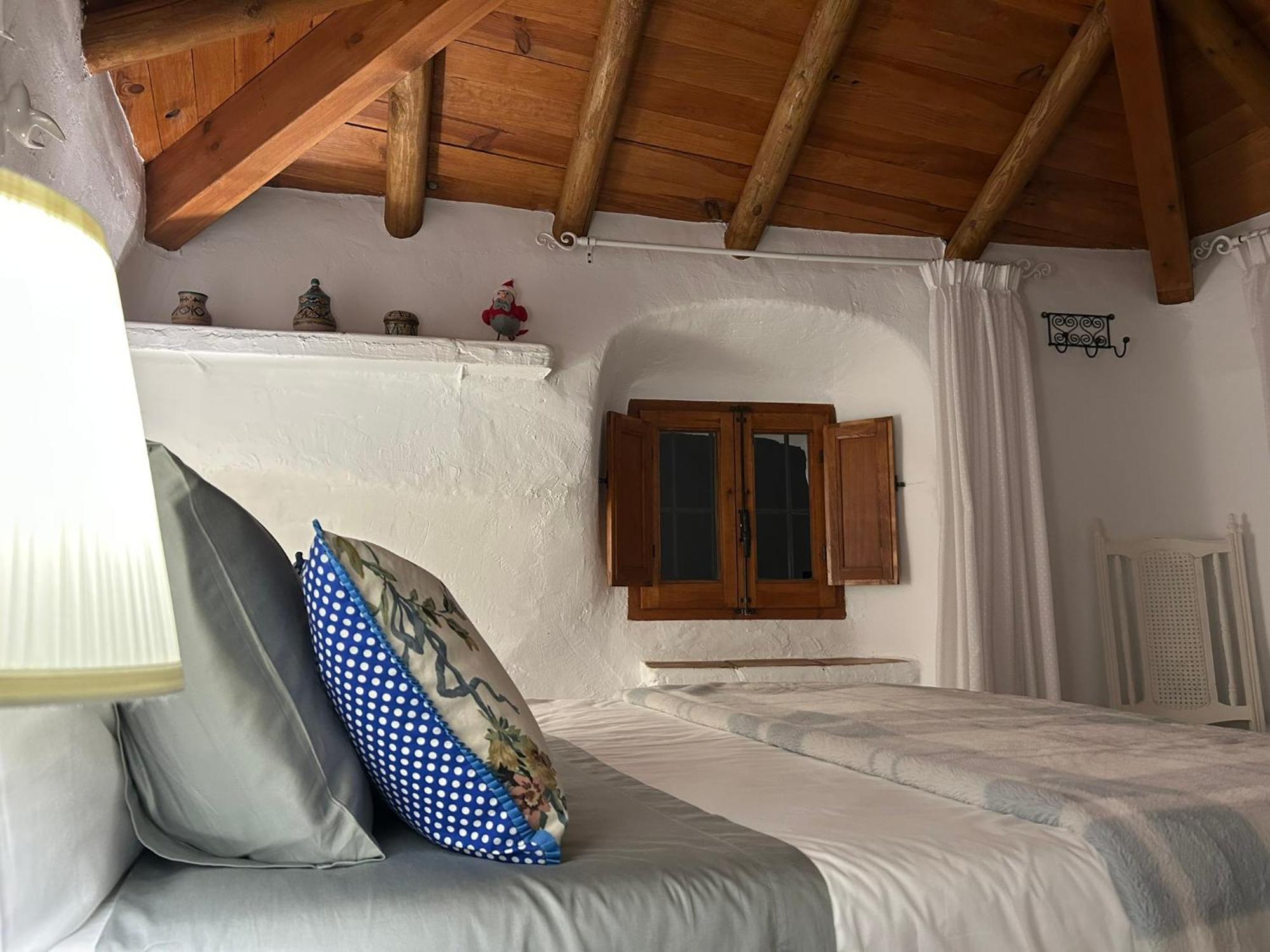 Casillas De La Villa: Solea * Montefrio